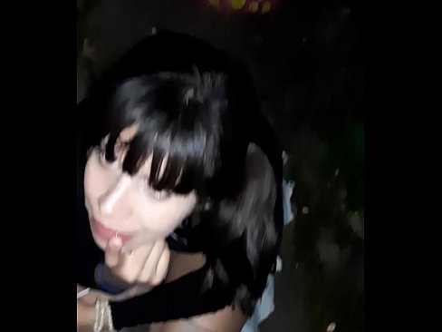 ❤️ Në rrugë penisi i fryrë në këmbim të karamele Porno në sq.mass-pr.ru ﹏